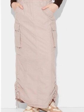 Wild Fable Mid-Rise Parachute Maci Skirt